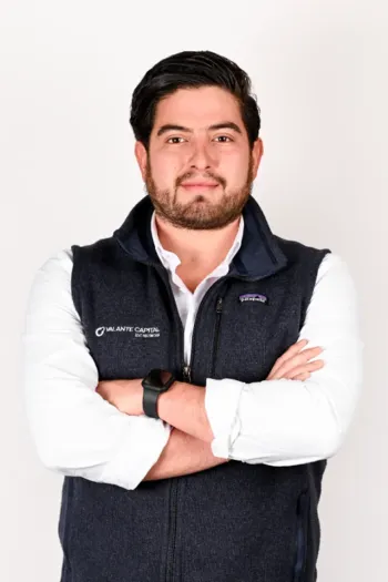 Francisco Álvarez - Investments - Senior Associate
